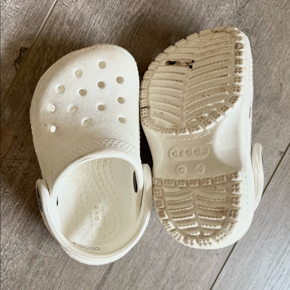 Crocs - Picture 2 of 2